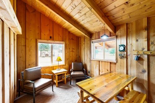 Broad Axe - Cabin #2 - Black Bear, Sula (фото 2)