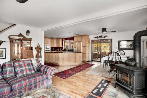 Spacious w Deck Grill Fire Pit Game Room & WiFi in Great Cacapon, USA