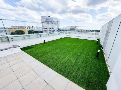 Central Apartment with Garage Parking and communal Terrace, Bratislava (photo 4)