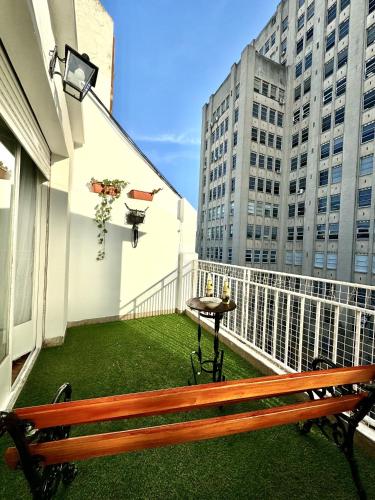 Departamento Luminoso con Terraza a Facultades - Dolar Oficial
