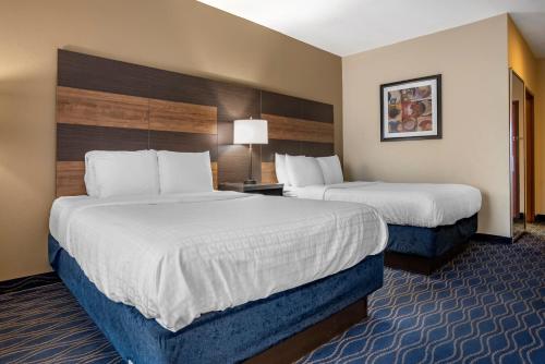 Best Western Troy Inn - image 14
