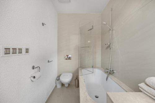 REVON Business Apartment, Dunajská 50, Free Parking, Bratislava (photo 11)