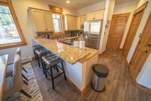 Settlers Creek 6536 by SummitCove Lodging in Keystone, USA