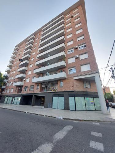 One-Bedroom Apartment image 1