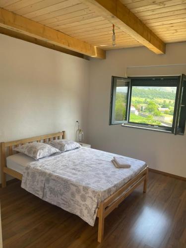 Guesthouse Tropojë e Vjeter (Guesthouse Tropoje e Vjeter) in トロポヤ