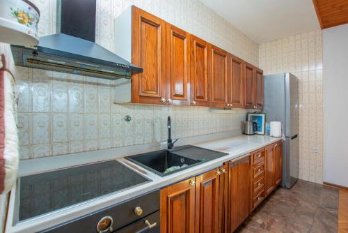 Three-Bedroom Apartment image 8