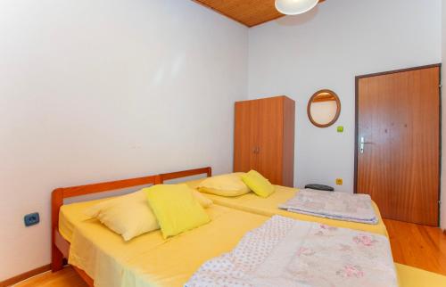 Two-Bedroom Apartment image 3