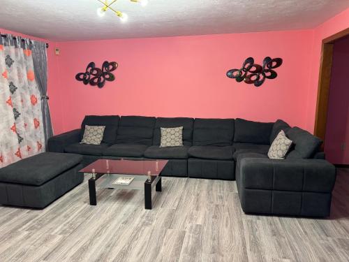 Full House/Heart of Worcester Full House/Heart of Worcester