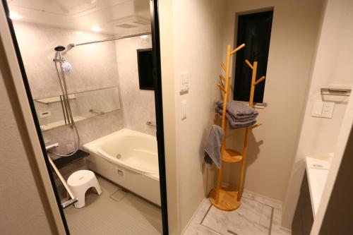 Metro 4 min to Shinjuku St Luxury Home in Shinjuku City