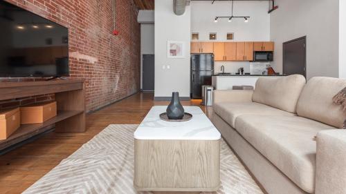 Six Cord Apartments by Barsala in Saint Louis, USA
