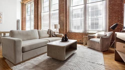Six Cord Apartments by Barsala in Saint Louis, USA