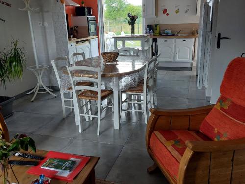 Gîte Moncé-en-Belin 4 pièces 6 personnes - FR-1-410-261 - image 2