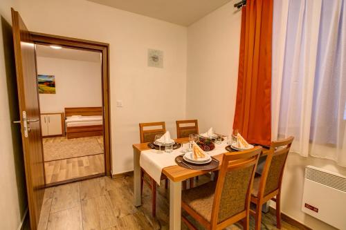 Family Apartment with Extra Bed image 9