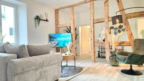 Design-Apartment I Basel 10 km I Boxspring I Balkon I Parkplatz in Eimeldingen, Deutschland