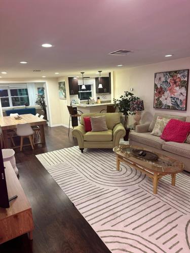 Anclote Oasis - Tarpon Springs Waterfront Pool & Sunsets in Holiday, USA