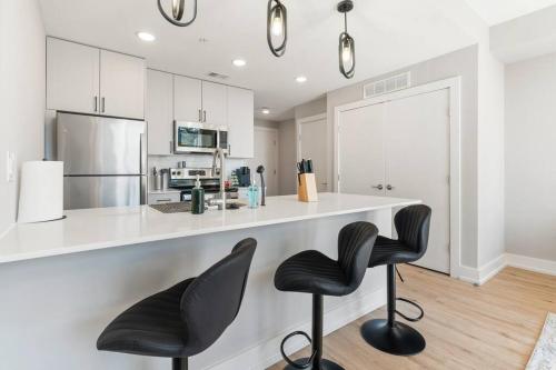 NoLibs, 2BR Sleeps 6, by Fishtown, Rooftop, Pet Ok in Philadelphia, USA