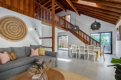The Kat, Beachfront Bliss by Belle Escapes, Suffolk Park