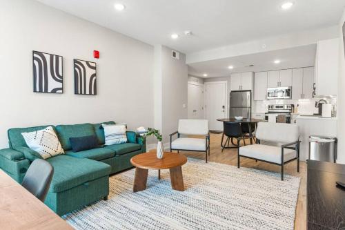 Prime NoLibs, Sleep 4ppl, Fast Wifi, King Bed, Rooftop Access, Two Smart TVs in Philadelphia, USA