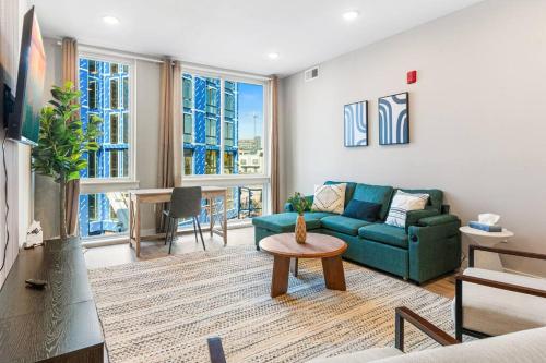Prime NoLibs, Sleep 4ppl, Fast Wifi, King Bed, Rooftop Access, Two Smart TVs in Philadelphia, USA