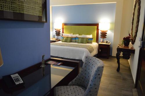 Double Room image 5