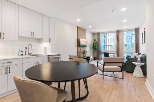 NoLibs, by Fishtown, Rooftop Access, King bed, Sleeps 4ppl, Wifi in Philadelphia, USA