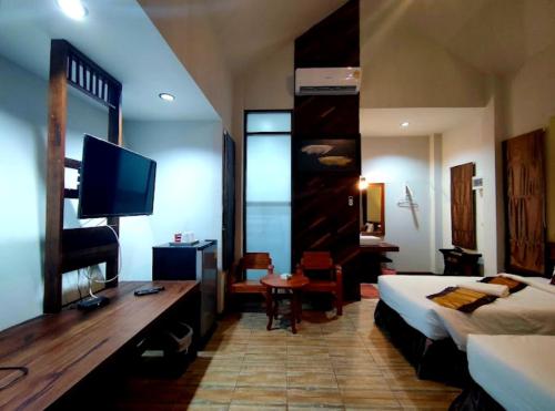 room detail thumbnail 0