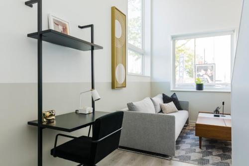 Abode Philadelphia - Center City Convention Center - image 2