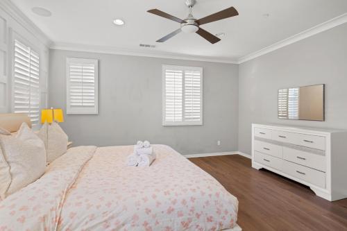# Marbella Lane - Luxi 4BR Model Home in Portola in Irvine, USA