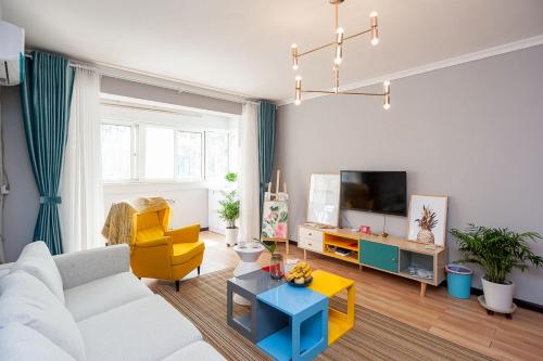 Zhengzhou Zhongyuan·Zhongyuan Wanda· Locals Apartment 00122680 near Wanda Plaza (Central Plains Road)