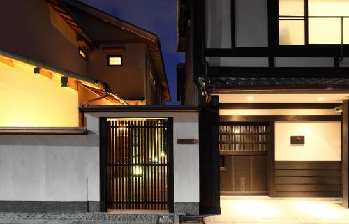 Kyoyado USAGI   -Small luxury hotel at NIJO Kyoto- - 숙소 외관