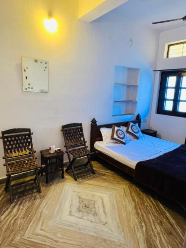 Budget Double Room image 1