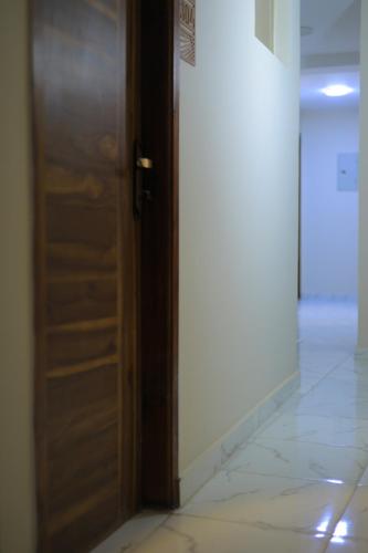 pyramids solar boat inn