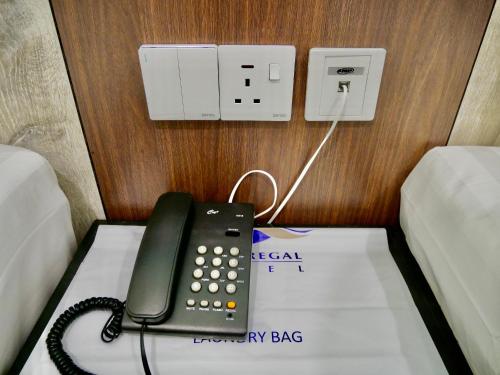 Deluxe Twin Room image 4