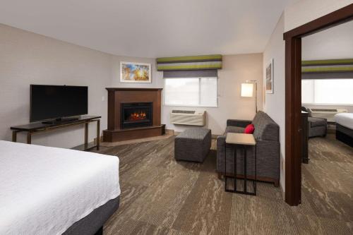 Hampton Inn Kalispell - image 11