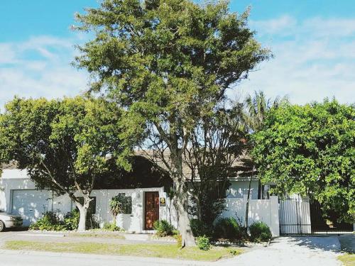 Boitumelo Holiday Home – khách sạn tại Walmer Downs