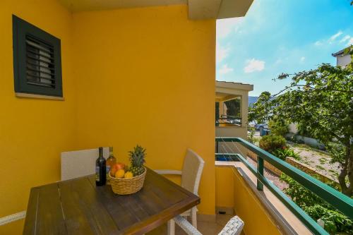 Apartments Tina - image 11
