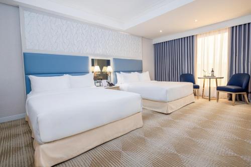 Royce Hotel & Casino in Angeles / Clark