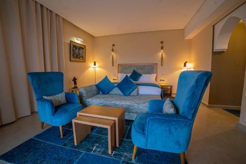 SUMAHAN SUITES & SPA - Tap to explore photos