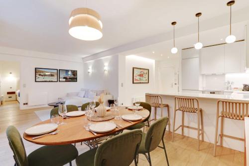 Passy / Eiffel Tower - Amazing 2BR with garden - image 7