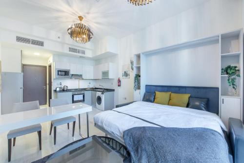 StayShort - Awesome Studio Apartment with Burj Khalifa View at Business Bay, Дубай (фото 3)