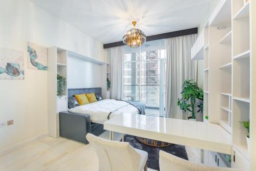 StayShort - Awesome Studio Apartment with Burj Khalifa View at Business Bay, Дубай (фото 2)