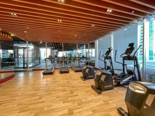 StayShort - Awesome Studio Apartment with Burj Khalifa View at Business Bay, Дубай (фото 7)