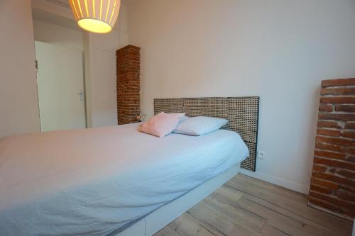 Chaleureux T2 centre ville au calme et patio