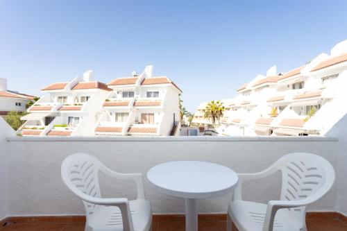 Home2Book Comfy Apt Pool & Terrace, Las Americas in Tenerife