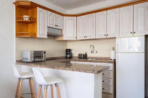 Home2Book Comfy Apt Pool & Terrace, Las Americas in Tenerife
