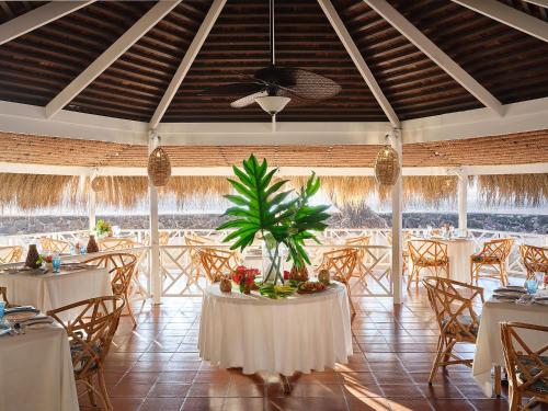餐廳, East Winds St. Lucia- All Inclusive in 羅德尼灣
