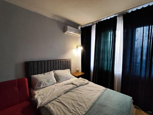 Apart hotel near Republic Squere1