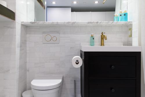 BOND Townhouse thumb 4