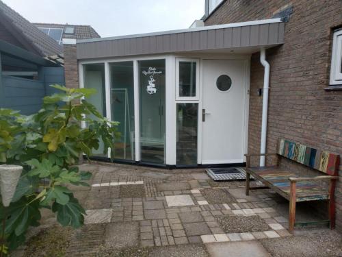 Studio Kapitein Brouwer (2p) in Ballum