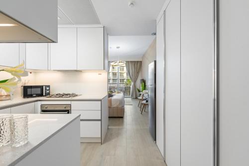 luxury Santorini studio style, Дубай (фото 8)
